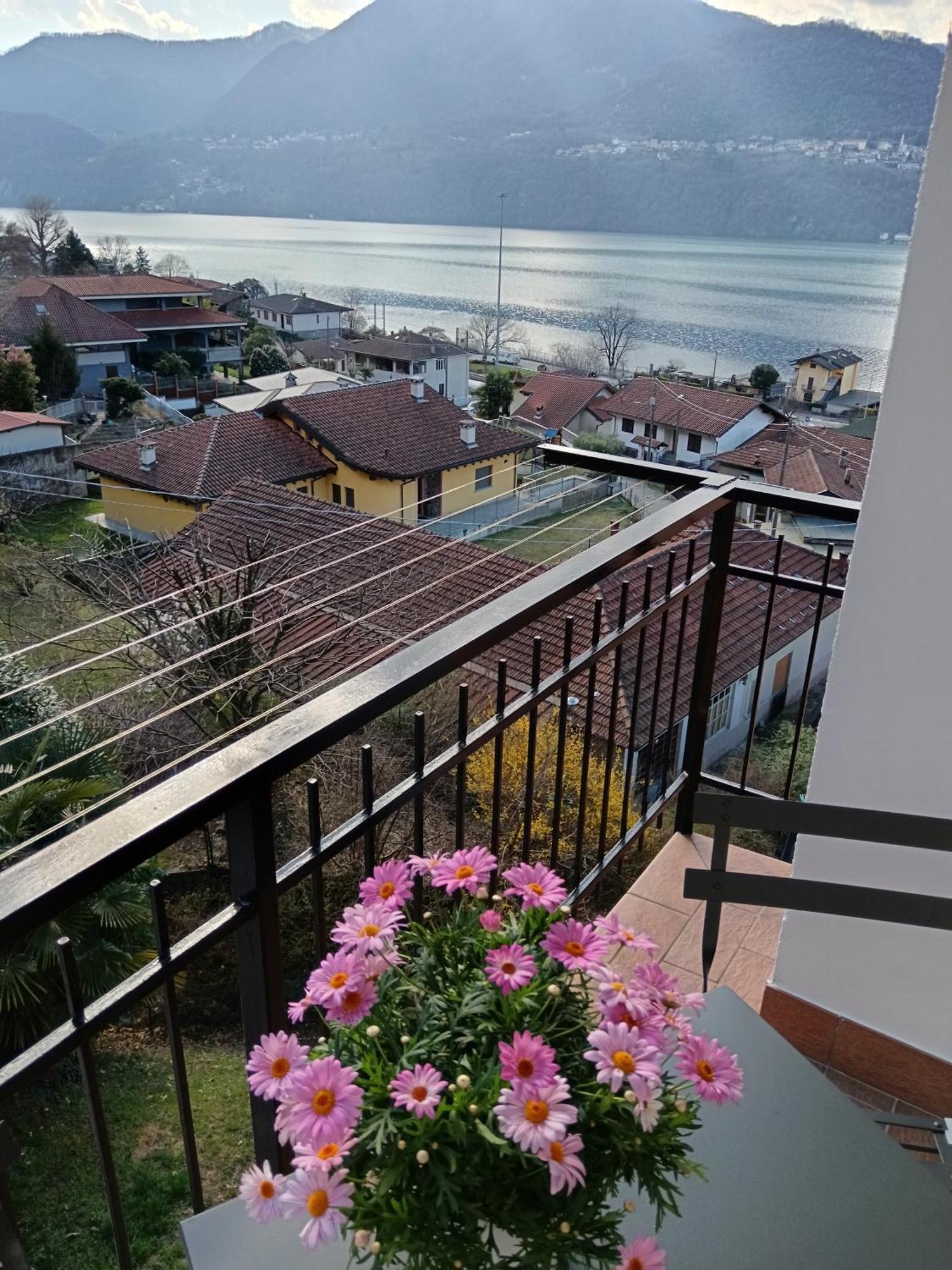 Appartamento Casa Alice Omegna Buitenkant foto